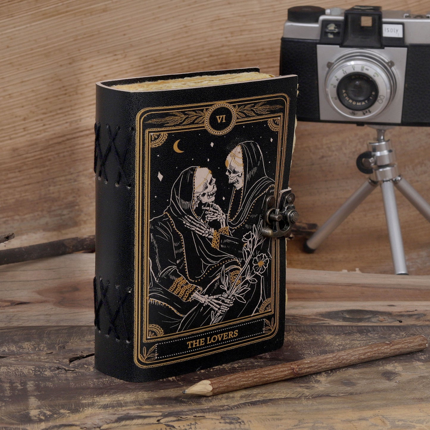 Das Tarot-Notizbuch für die Liebenden aus Leder