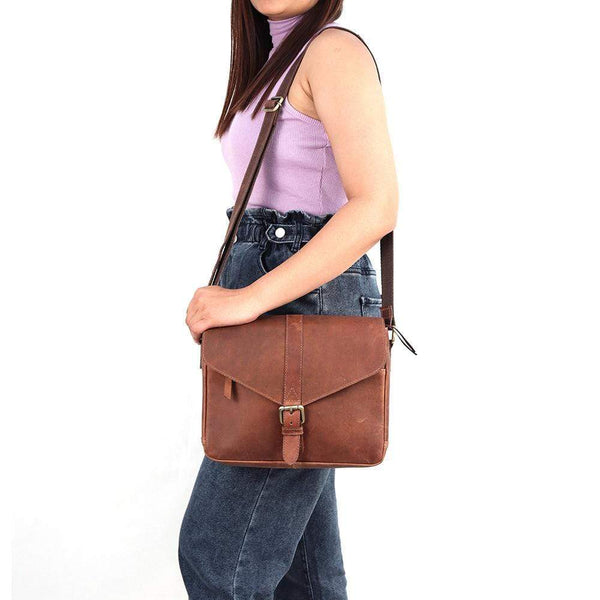 Sydney Leather Crossbody Purse - Brown
