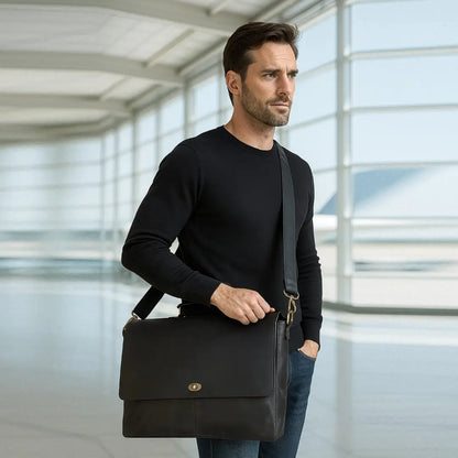 CAPTAIN BLACK LEATHER MESSENGER BAG