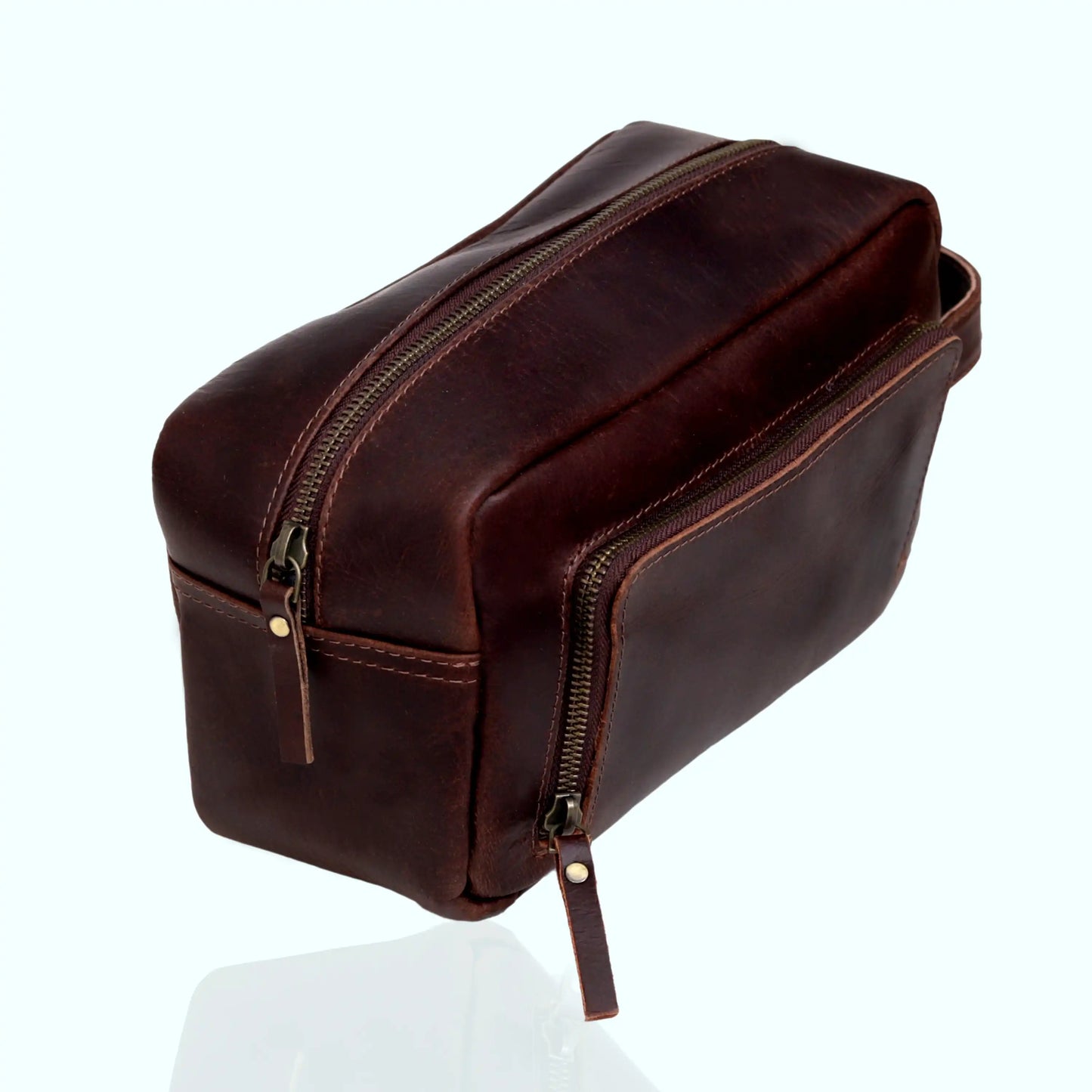 VINTAGE LEATHER TOILETRY