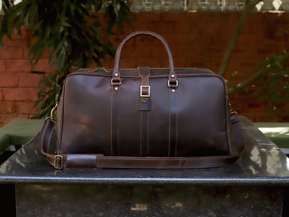 THE LEATHER FARM TRAVEL DUFFEL BAG