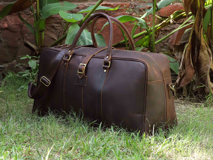 THE LEATHER FARM TRAVEL DUFFEL BAG