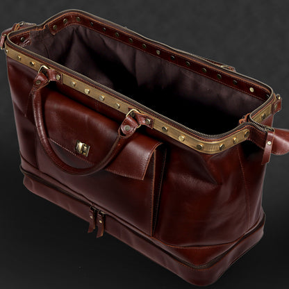 LEATHER DOCTOR BAG - Twist lock