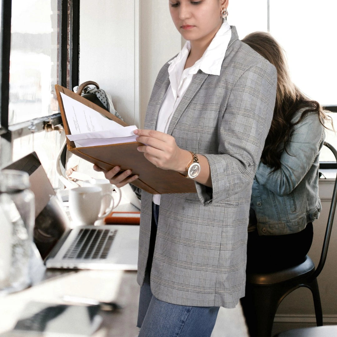 Premium Full-Grain Leather Padfolio with Pockets